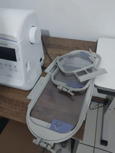 Máquina de bordar brother BP 1530L