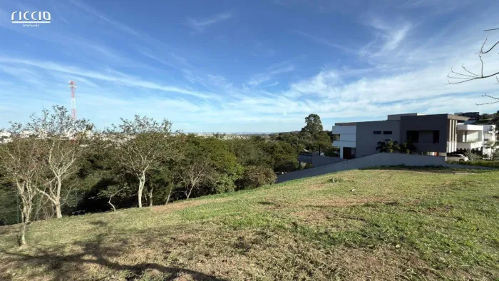 Terreno à venda Com a Mais Bela Vista de SJC, 1.385,85 m² Quadra R no Reserva do Paratehy 