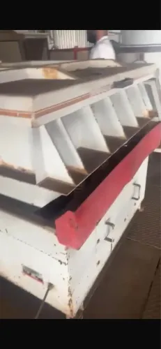 Rebarbador peças 
