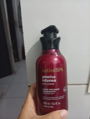 CREME PERFUMADO DESODORANTE AMEIXA INTENSA