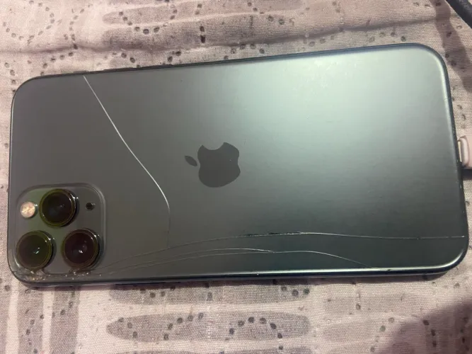 Vende se IPhone 11 Pro