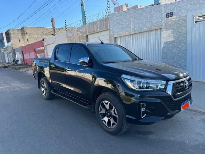 Toyota Hilux CD SRX 4X4 2.8 TDI 16V Diesel Aut. 2019