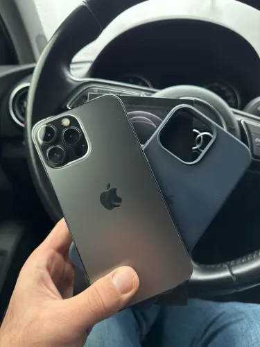 iPhone 13 Pro Max Impecável com carregador original