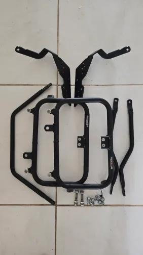 Suporte malas laterais Honda Sahara 300 Givi Monokey afastador alforge