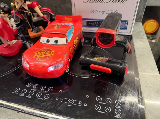Carro de controle relâmpago macqueen 