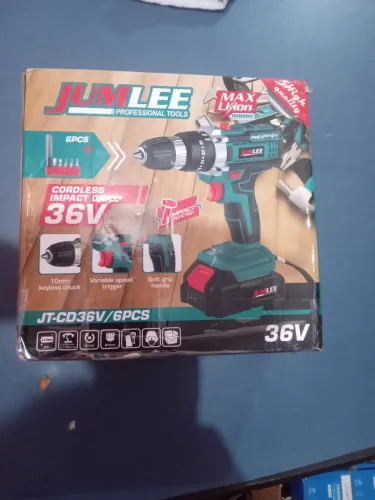 Parafusadeira furadeira jumlee 36v no precinho pra vender logo 180,00 zap *93