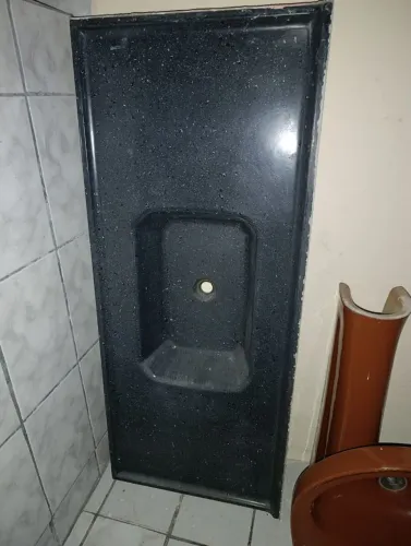 Vendo pia de fibra 1,20 com pronto e 60 largura ,