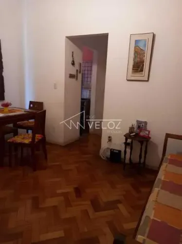 Apartamento - Padrão / Residencial / Glória