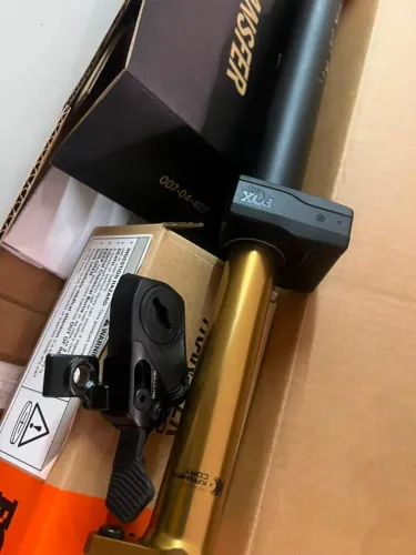 Canote retratil FOX Kashima Neo Eletronico