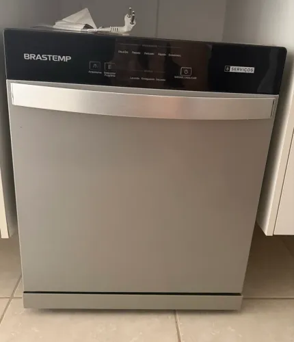 Máquina Lava Louças BRASTEMP 8 Serviços 110v