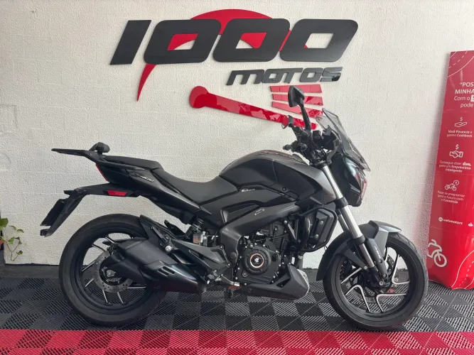 BAJAJ DOMINAR D400 