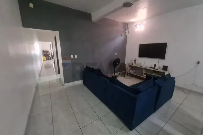 Vendo casa no Poço, próx. ao Super Atacado