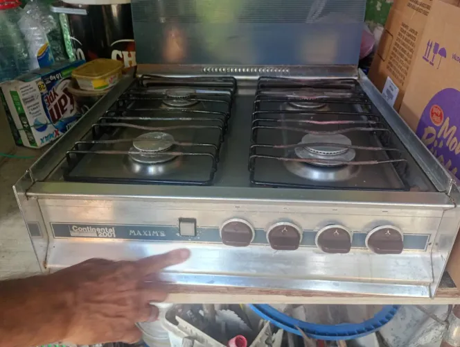 Vendo fogão