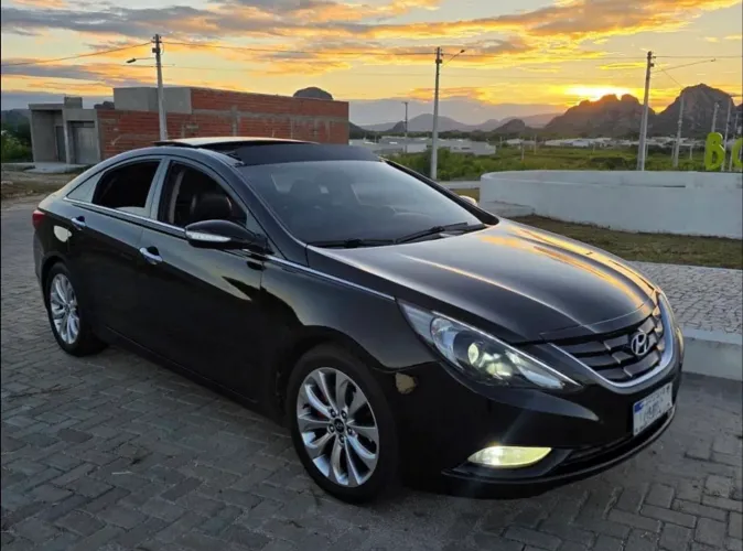 Hyundai Sonata 2.4 16V 182cv 4P Aut. 2011