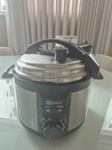 Panela elétrica Eletrolux