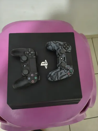 PS4 PRO 1TB