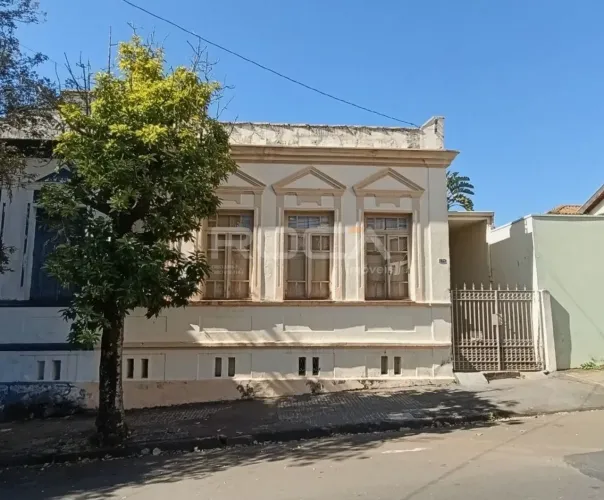 Casa Comercial à Venda no Centro de São Carlos - Oportunidade Imperdível!
