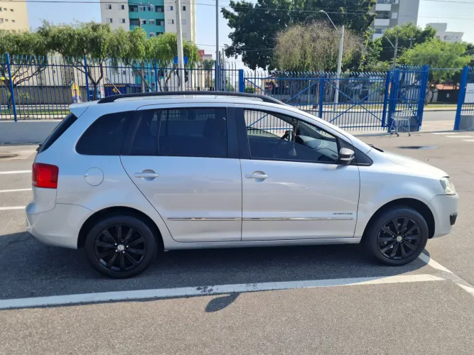 Volkswagen Spacefox Sportline/highline I Motion 1.6 2012