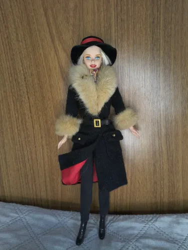 Barbie winter in New York city 1998