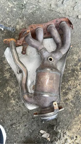Catalizador de Corolla Cross 22/23 2.0