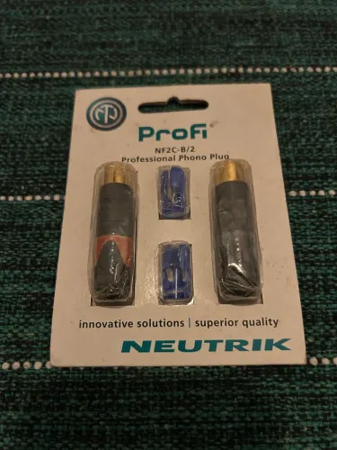 Plug Neutrik RCA phono NF2C-B/2