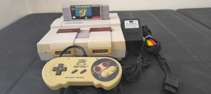 SUPER NINTENDO FAT + MARIO WORLD