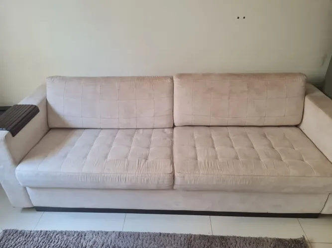 Sofa 3 lugares bege de suede
