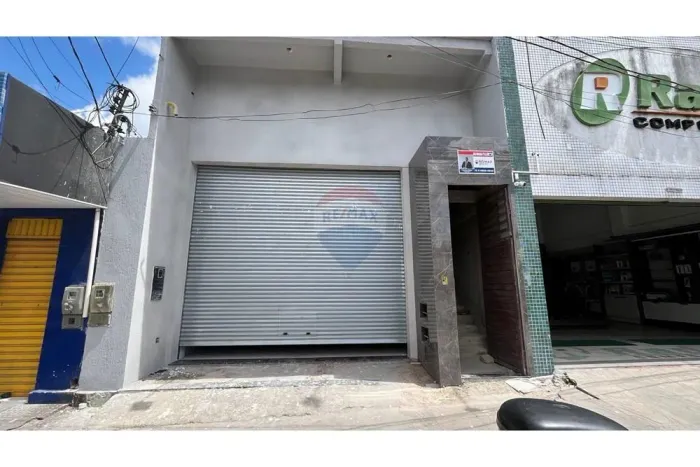 Ponto Comercial Moderno no Coração de Santa Terezinha