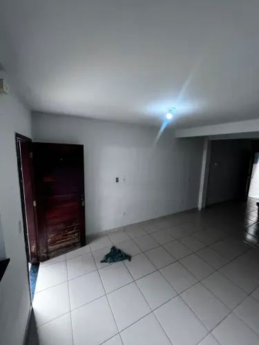 alugo casa no Cohatrac 3