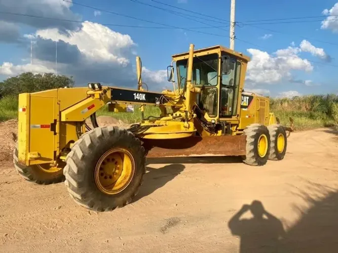 Motoniveladora cat 140k ano 2011