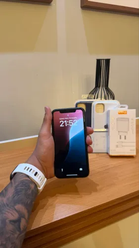 IPHONE 11 + BRINDES 12x no cartão!