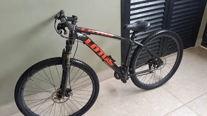 Bicicleta pra vender logo 600 tenho a nota