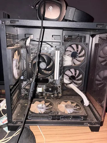 Pc semi completo( SEM PLACA DE VÍDEO)