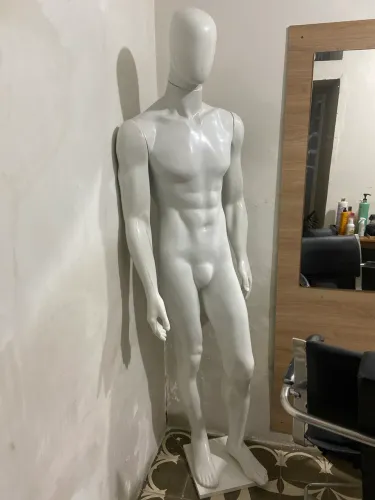 Manequim masculino