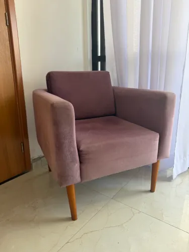 Poltrona Decorativa Retrô