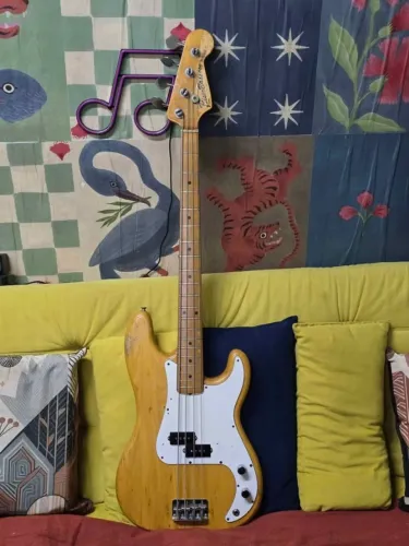 Baixo Yamaha Precision PulserBass 1978
