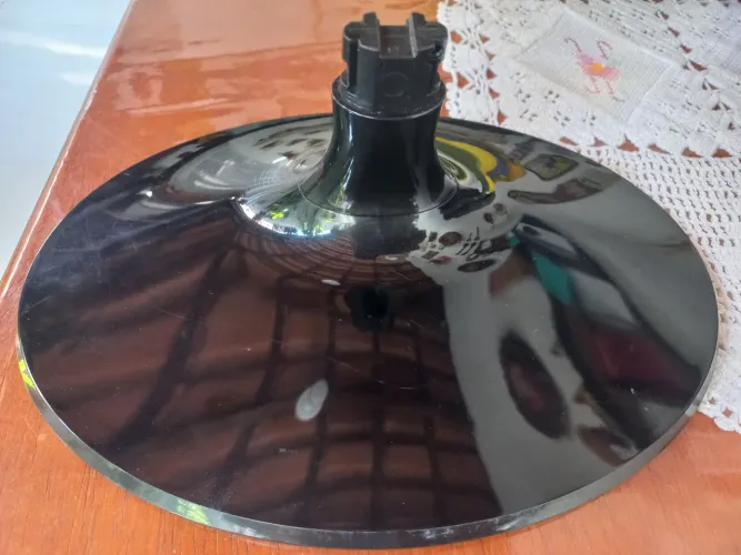 Base pé para TV monitor