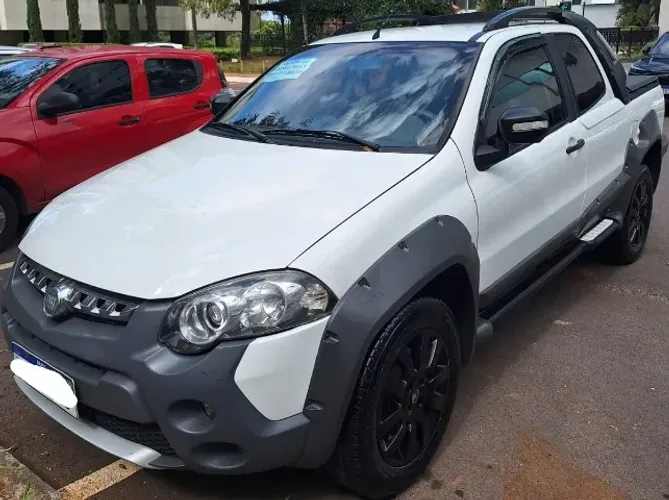 Fiat Strada Adv.1.8 16V Dualogic Flex CD 2013