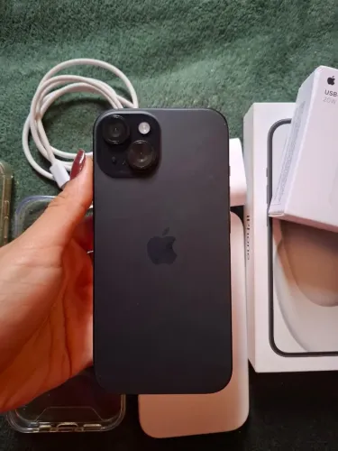 IPHONE 15 256GB NA GARANTIA