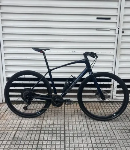 Bicicleta Specialized Sirrus 5.0 x carbono