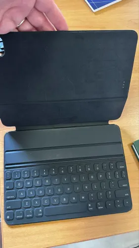 Magic Keyboard Apple