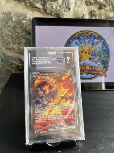 Team Rockets Moltres EX TAG 9 - INGLÊS