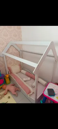 Cama infantil montessoriana semi nova