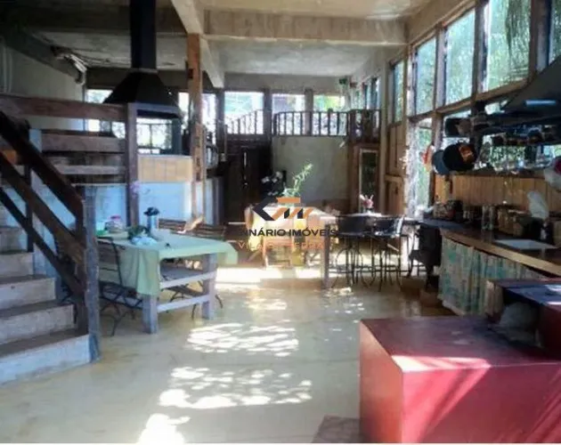 Casa a venda no condominio Ville de Montagne 420m2, 2 suites