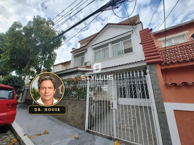 Casarão Duplex de Alto Padrão em Condomínio Fechado em Lins de Vasconcelos! M68H