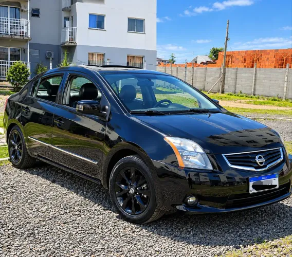 Nissan Sentra SL 2.0/ 2.0 Flex Fuel 16V Aut. 2013
