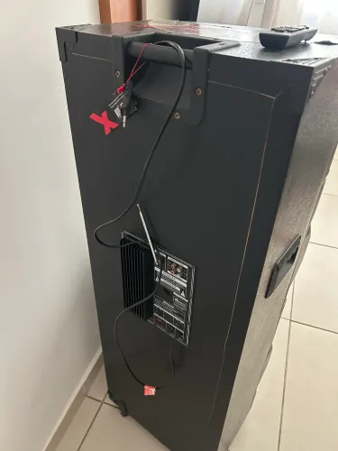 Caixa de som amvox 1500 rms