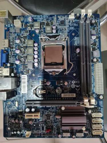Placa Mãe Intel Pentium + Processador G2020