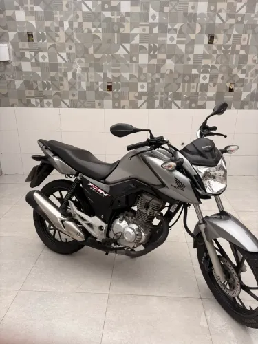 Vendo fan 160 doc em dia!