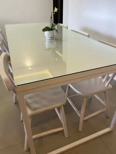 Jogo de mesa com 6 cadeiras tok Stok